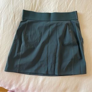 TNA Aritzia court micro skirt